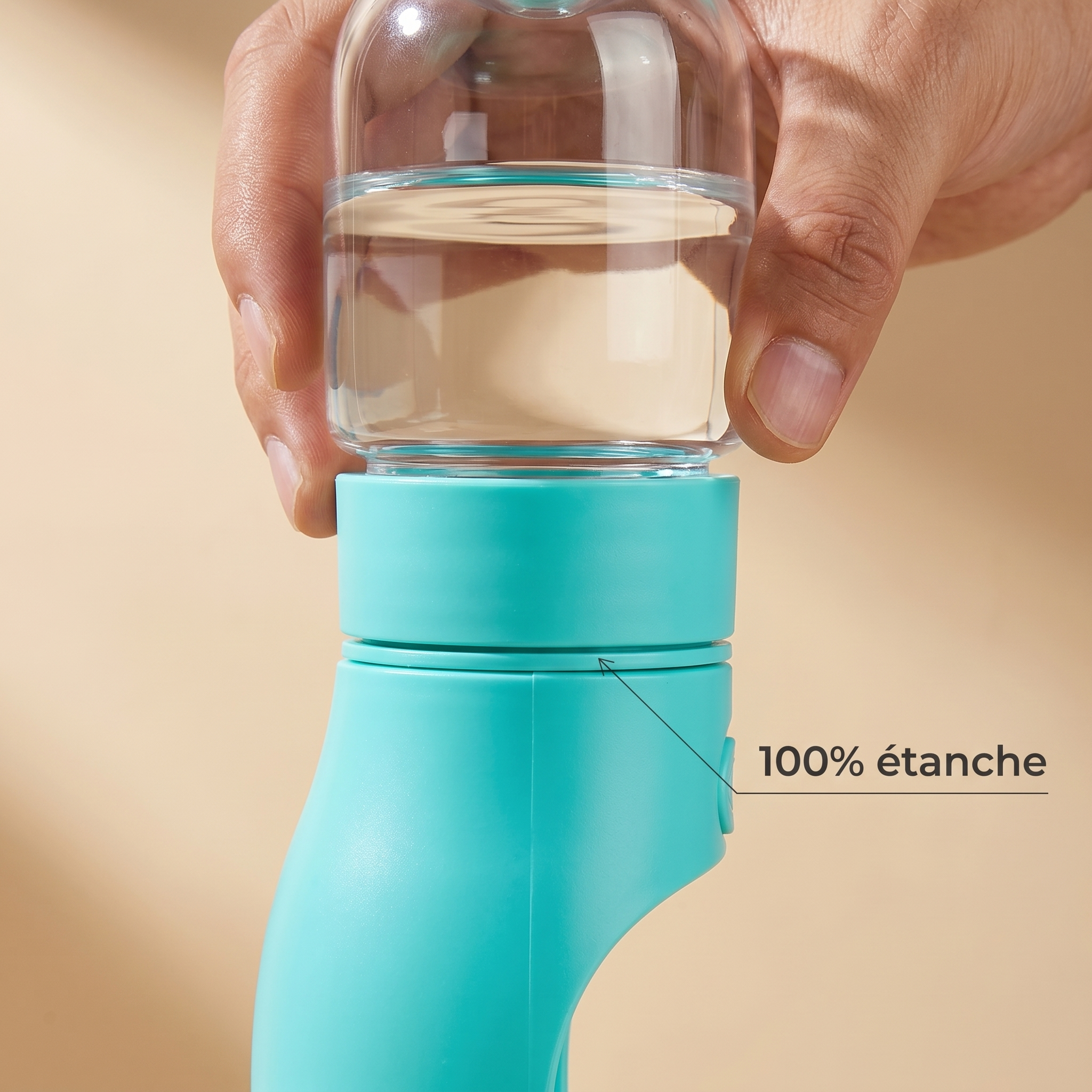 Système anti-fuite verrou gourde chien Tiloo gros plan